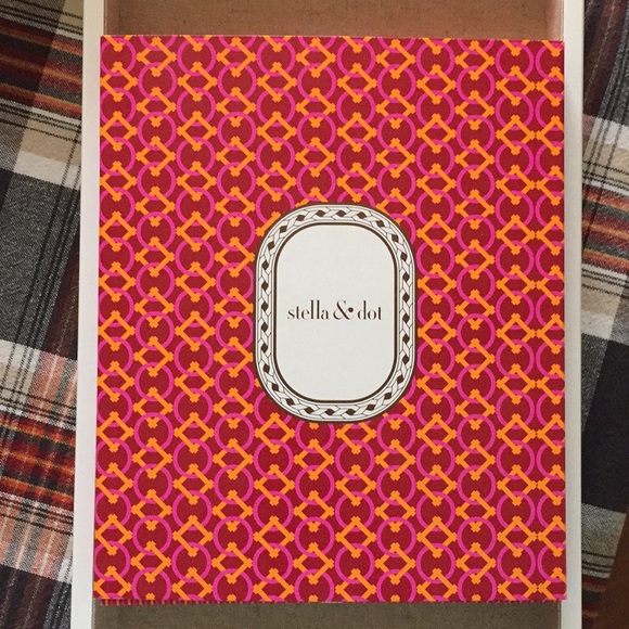 Stella and Dot Nomad Statement Necklace - Picture 4 of 4